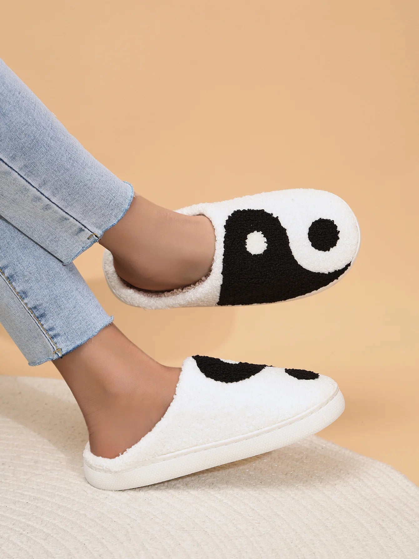 Fluffy Ying/Yang Platform Slippers