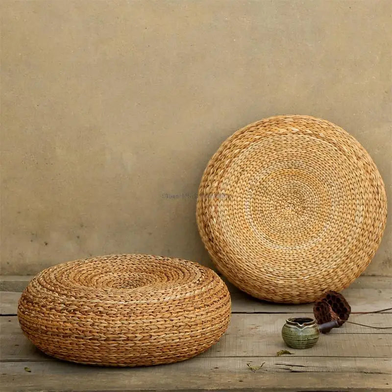 Handcrafted Eco-friendly Breathable Padded Knitted Straw Seat Cushion Banana Bark Pouf Ottoman