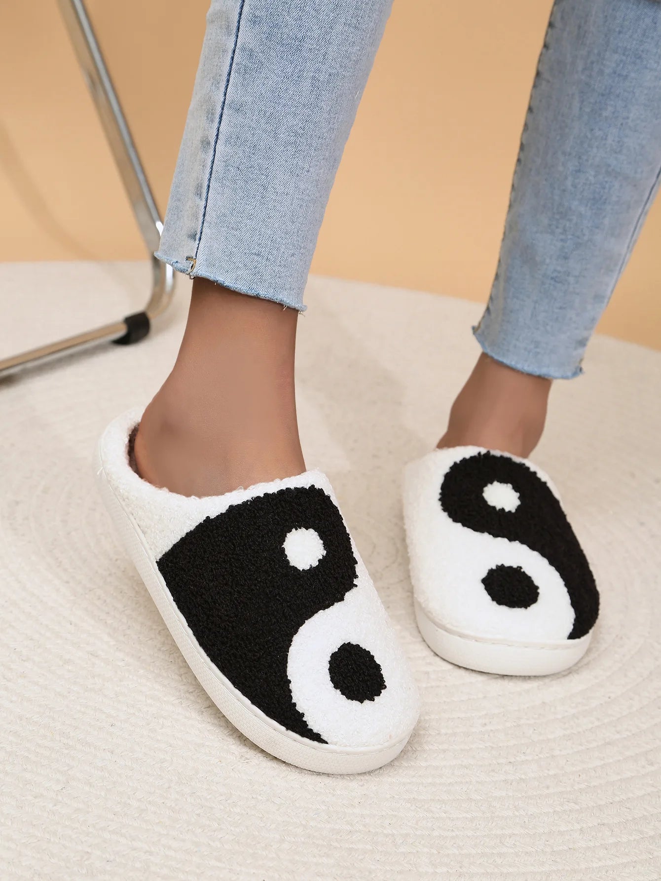 Fluffy Ying/Yang Platform Slippers