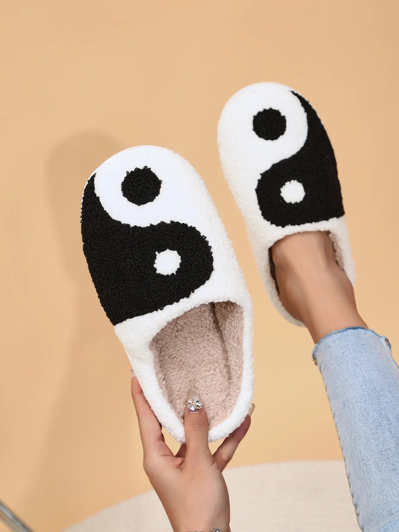 Fluffy Ying/Yang Platform Slippers