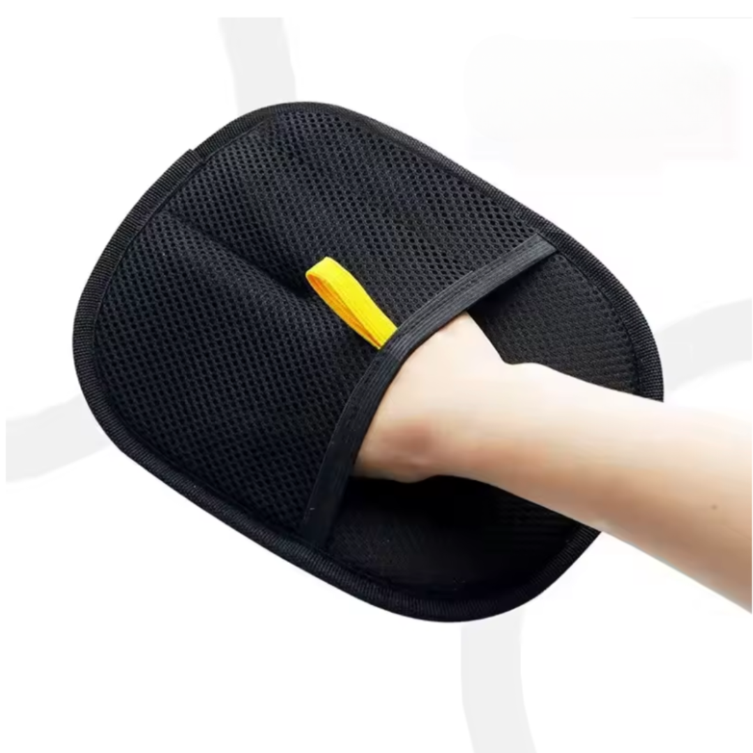 The Magic Pet Hair Lifting Glove